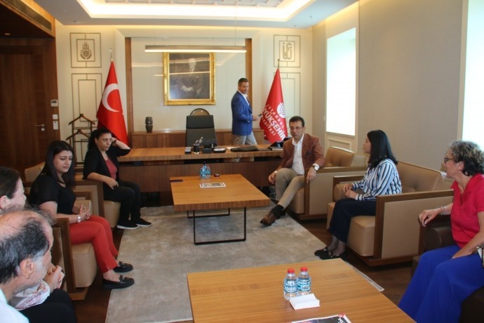 امام اوغلو: مسئله شهرداران انتصابی تهدیدی برای همه ماست