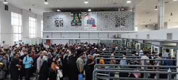 افزایش ۷.۵ درصدی تردد زائران از مرز بین‌المللی مهران