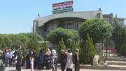مجروحان شیمیایی در مقابل ساختمان شورای استانداری حلبچه تجمع کردند