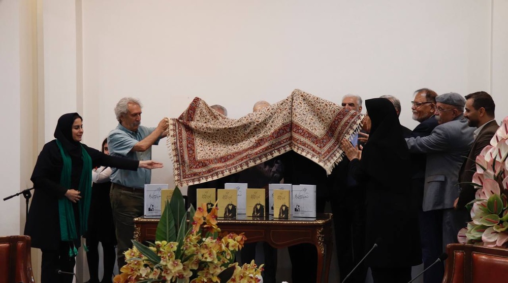 بزرگداشتی برای استاد کیوان سمیعی در انجمن فلاسفه ایران / شهاب مارابی