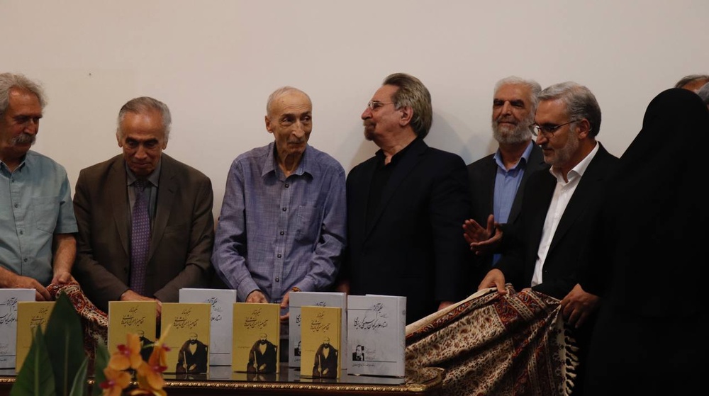 بزرگداشتی برای استاد کیوان سمیعی در انجمن فلاسفه ایران / شهاب مارابی