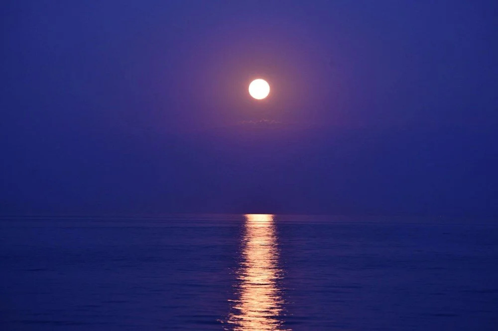 تصاویر زیبای ماه کامل در شهرهای مختلف ترکیه