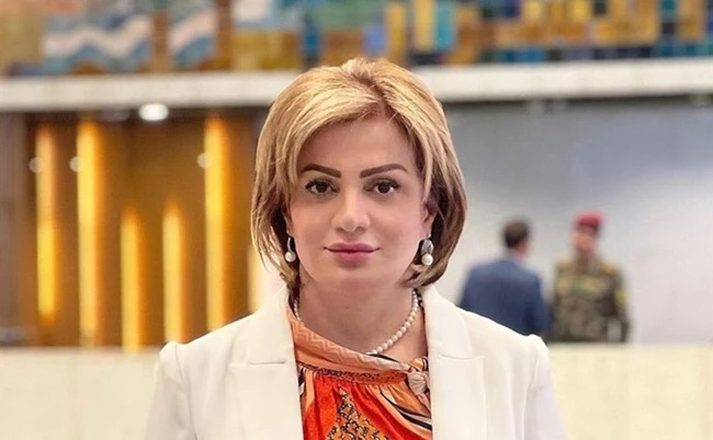 یک ماه به‌ جای دزدی، حقوق بدهید اگر کرامت دارید