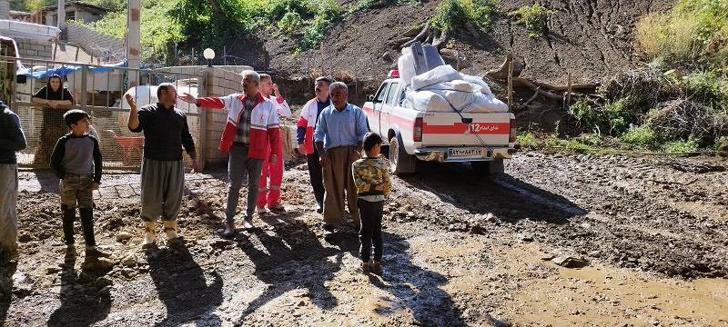 سیل روستای «زیوه» سردشت را دربرگرفت