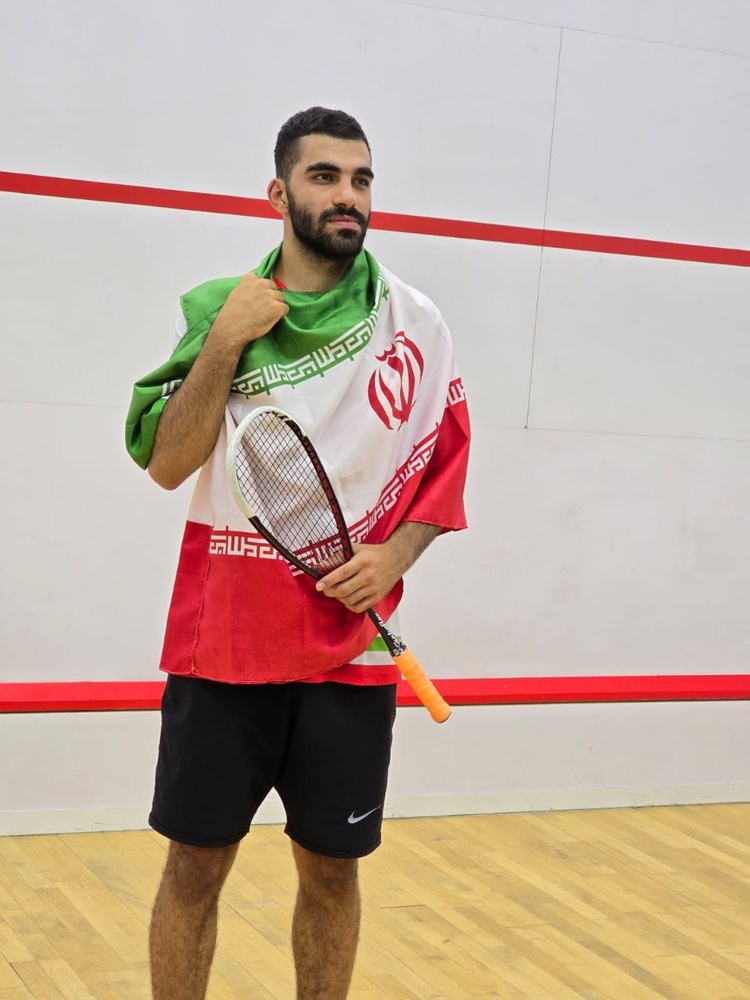 کسب مدال طلا توسط ورزشکار ایرانی در رقابتهای اسکواش سلیمانیه