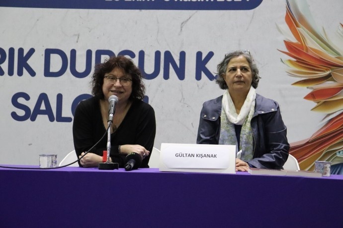 نمیشود گفت دموکراسی برای تُرکها هست ولی برای کُردها نیست