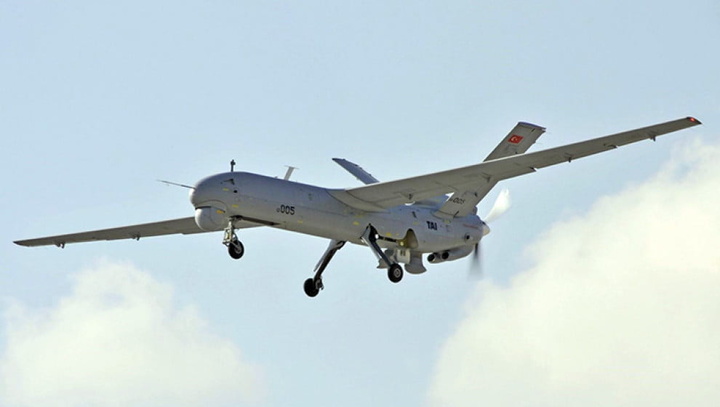 فڕۆکەکانی تورکیا ئۆتۆمبێلێکیان لە شەنگال کردە ئامانج