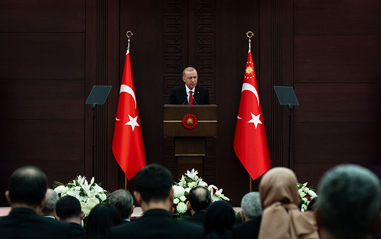 اردوغان: اجازه نمی دهیم شهرداری‌ها به دست تروریست ها بیافتند