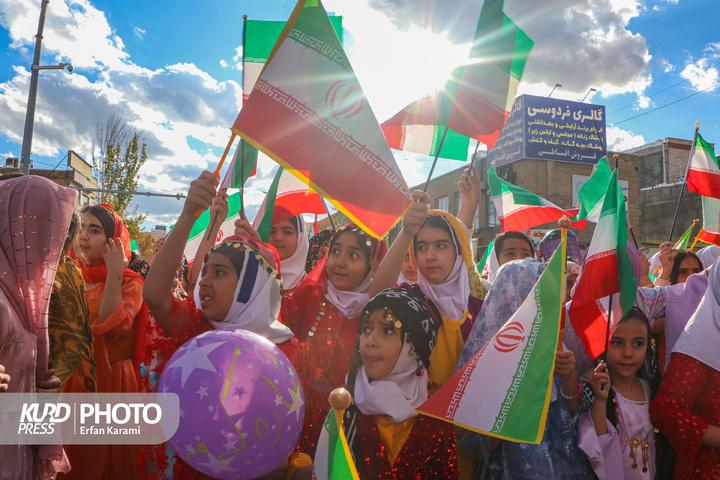 افتتاحیه جشنواره تئاتر استانی کردستان