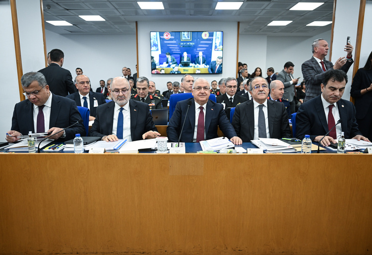 عملیات نظامی ترکیه در زاپ و کردستان عراق تشدید میشود