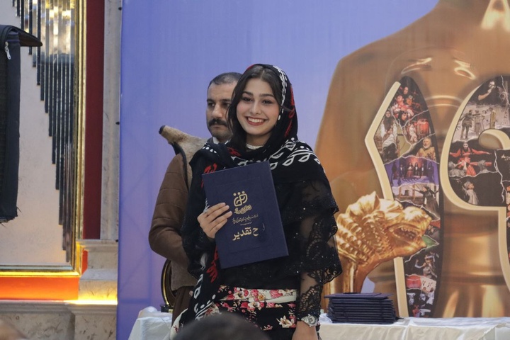 نوزدهمین جشنواره بین المللی تئاتر کُردی سقز به ایستگاه پایان رسید