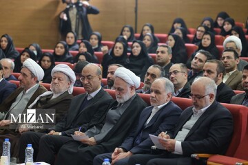 همه در دستگاه قضایی باید نسبت به تکریم ارباب رجوع توجه کنند