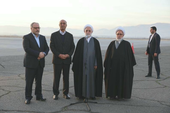 حضور در جمع مردم و شنیدن مطالبات آنها از اهداف سفرهای استانی است