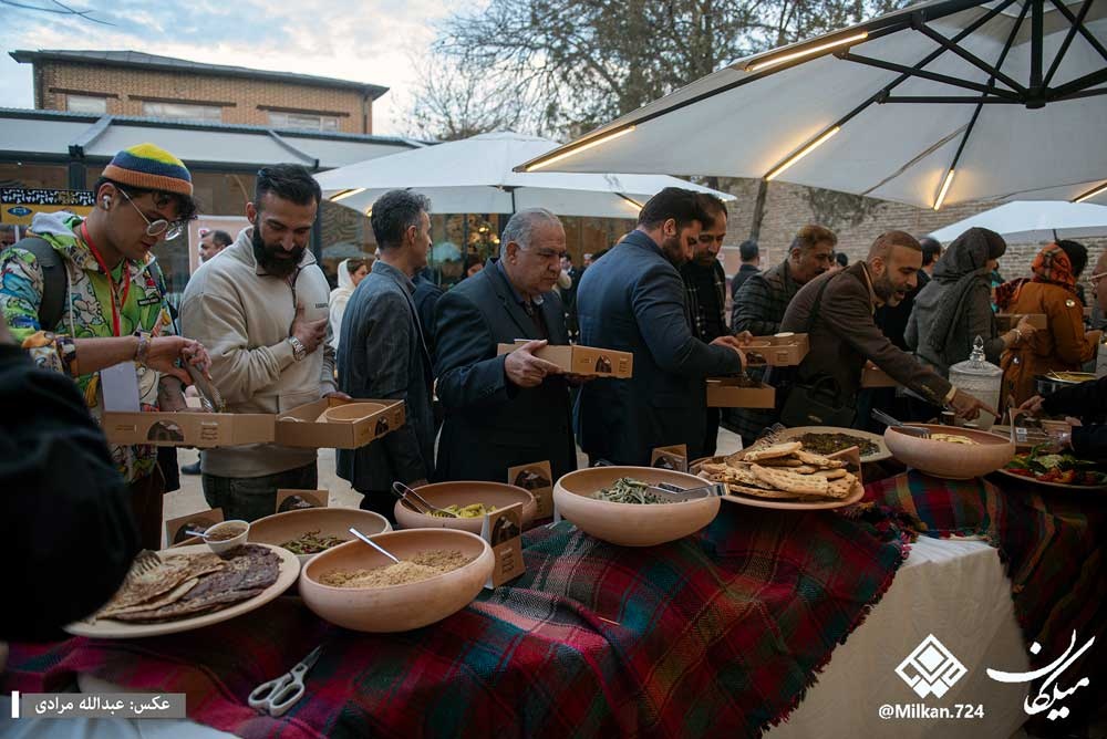 رونمایی از ۱۰۰ خوراک کرمانشاهی در همایش شهرداران شهرهای خلاق