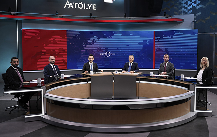 وزیر کشور ترکیه: ۷۶۳ هزار سوریهای بهصورت داوطلبانه به کشورشان بازگشتهاند