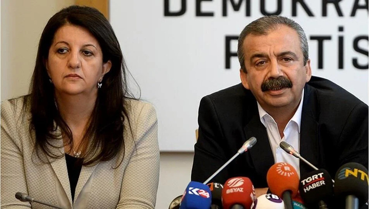 Ocalan says strengthening Turk-Kurd brotherhood ‘historic responsibility’: pro-Kurdish party Ocalan says strengthening Turk-Kurd brotherhood ‘historic responsibility’: pro-Kurdish party