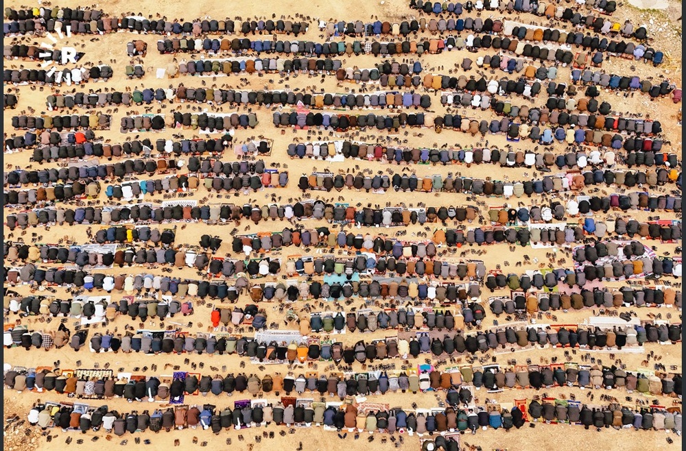 لە هەولێر بە بەشداریی ژنان و پیاوان نوێژەبارانە کرا+ وێنە