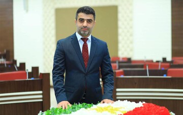 علی حمه‌ صالح: زیر چتر میهن‌ دوستی ساختگی نمی‌رویم