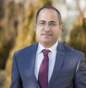کسی که خود را با آمریکا می‌پوشاند، برهنه است/ سرتیپ جوهر