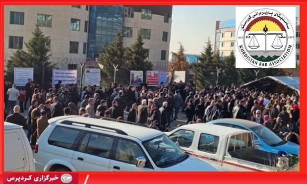سەندیکای پارێزەرانی کوردستان پشتیوانی خۆی بۆ مامۆستایانی مانگرتوو ڕاگەیاند