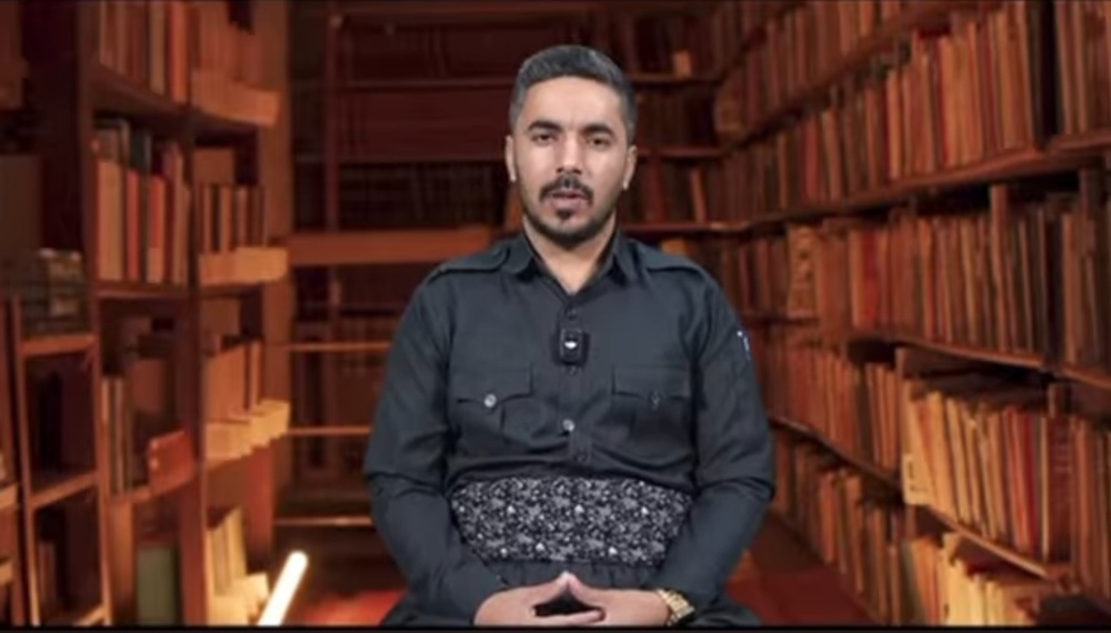 عجیب نبود/ امیر مام والی