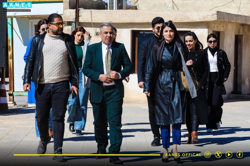 هیئتی از هنرمندان سوری از مدیریت خودگردان بازدید کردند