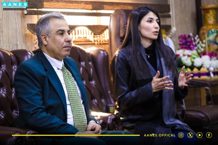 هیئتی از هنرمندان سوری از مدیریت خودگردان بازدید کردند