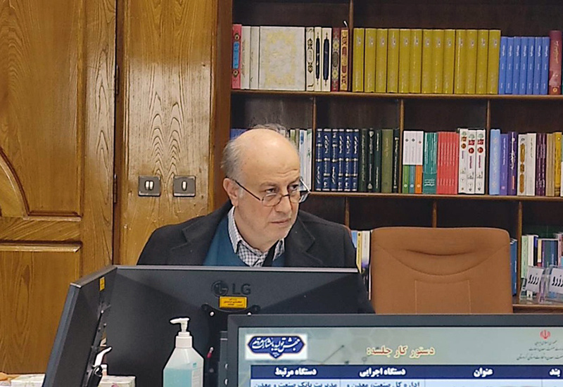 پیمانکاران ملزومات خود را از تولیدکنندگان کردستانی تهیه کنند