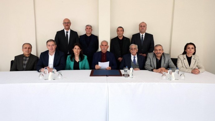 PKK Leader Ocalan calls on PKK to disarm and dissolve PKK Leader Ocalan calls on PKK to disarm and dissolve