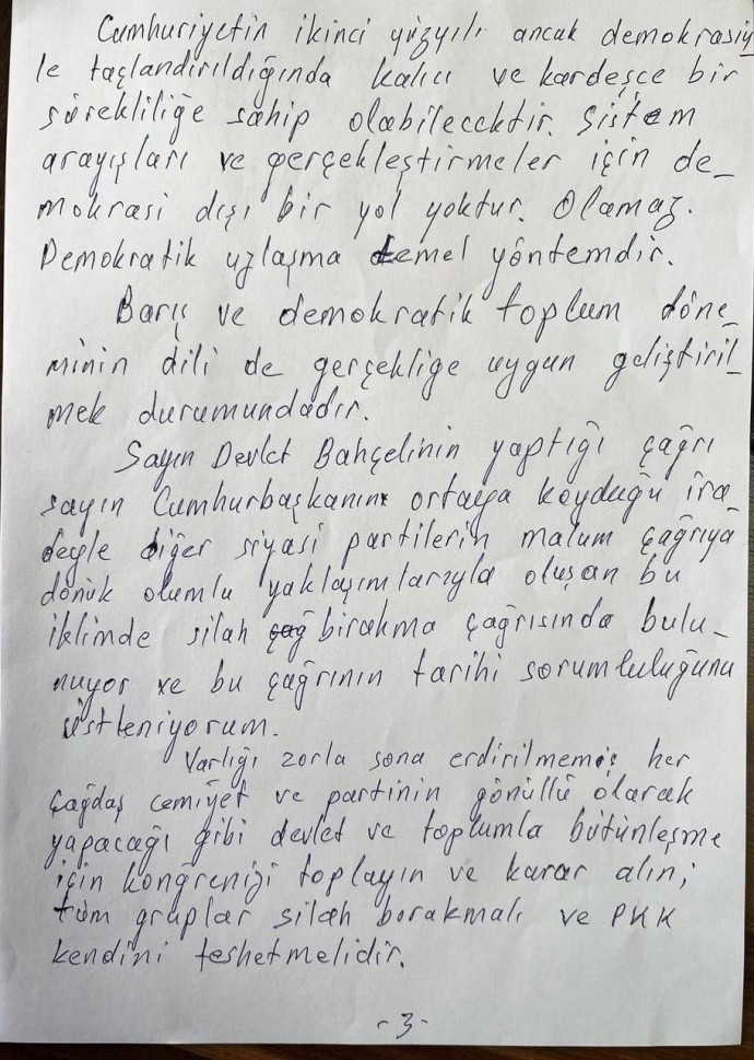 دستنوشته فراخوان تاریخی عبدالله اوجالان منتشر شد