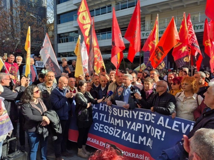 اعتراض گسترده علویان ترکیه به کشتار همکیشانشان در سوریه