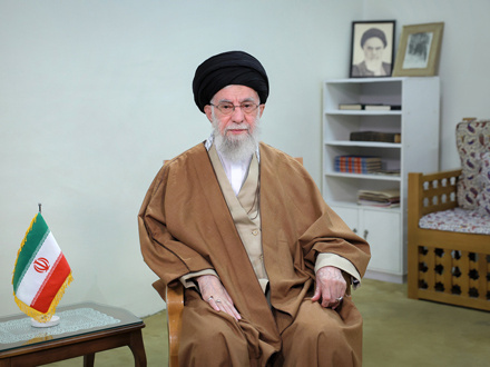 ڕێبەری باڵای ئێران: ساڵی نوێ ساڵی «سەرمایە دانان بۆ وەبەرهێنان»ە