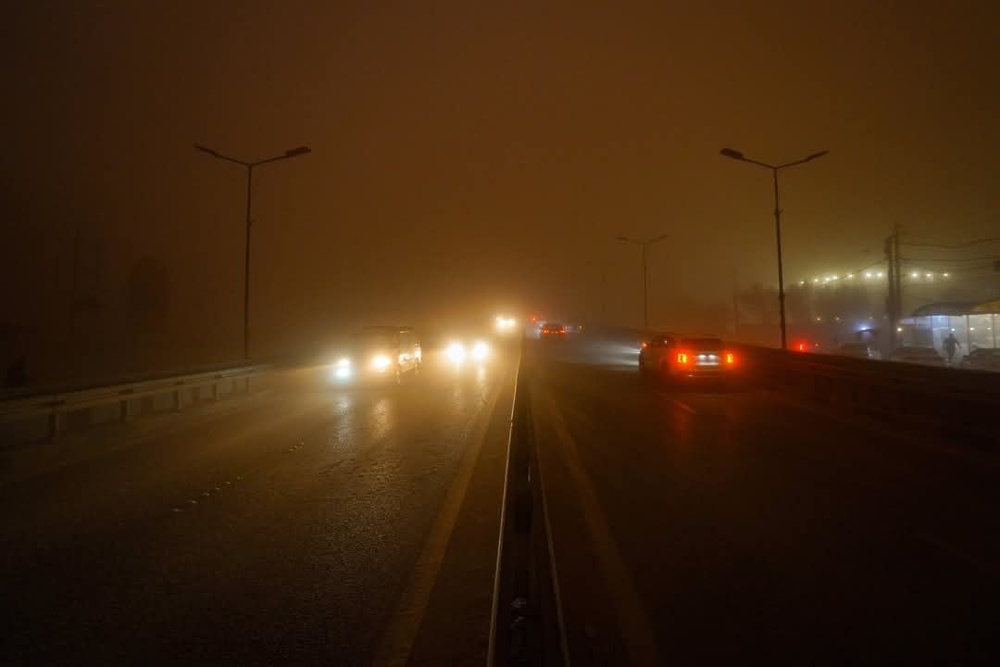 بهدلیل وقوع طوفان گرد و خاک در چندین منطقه عراق، وضعیت اضطراری اعلام شد