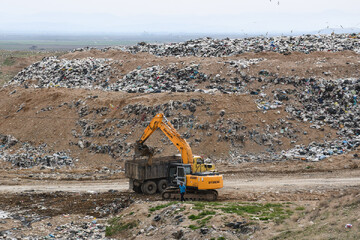 سایت های پسماند آذربایجان غربی وضعیت مناسبی ندارند