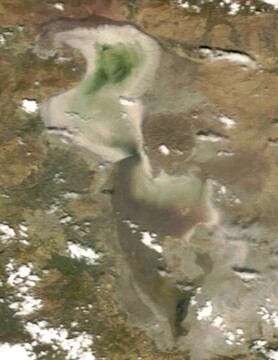 حال ناخوش دریاچه ارومیه