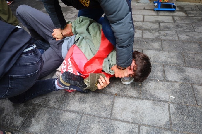 یکم ماه می در استانبول با بیش از ۴۰۰ بازداشت و مقاومت خیابانی به پایان رسید