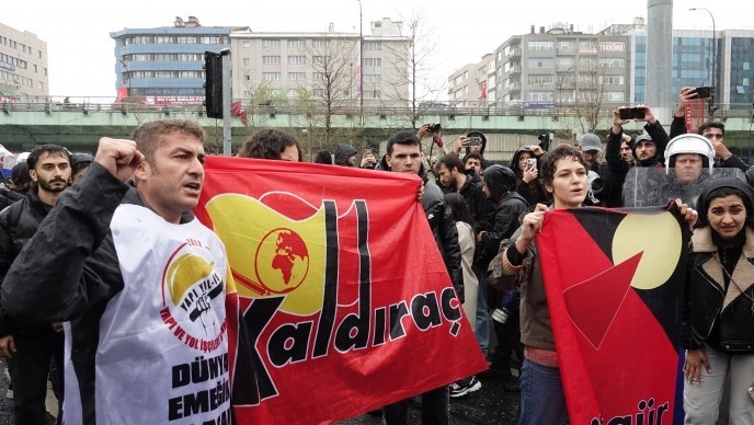 یکم ماه می در استانبول با بیش از ۴۰۰ بازداشت و مقاومت خیابانی به پایان رسید