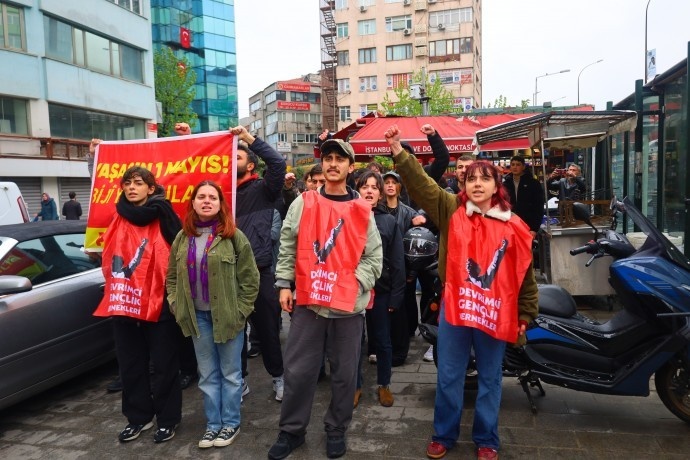 یکم ماه می در استانبول با بیش از ۴۰۰ بازداشت و مقاومت خیابانی به پایان رسید