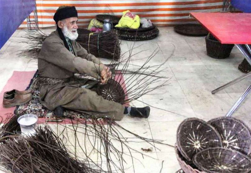 تا ارغوان هست نام درویش ابراهیم هم زنده است / رامین پی بردی
