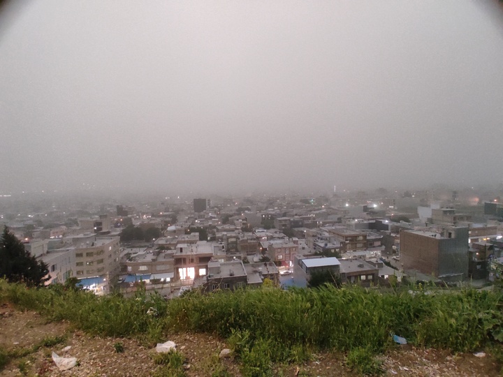 غلظت پنج برابری ریزگردها در ایلام / مدارس ابتدایی نوبت صبح تعطیل شد