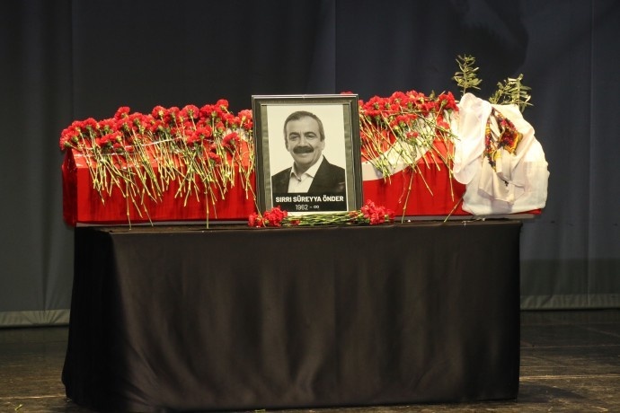 تانریکولو: «بدهیمان به سِری ثریا اُندر و این مردم را با تداوم راه صلح ادا خواهیم کرد»