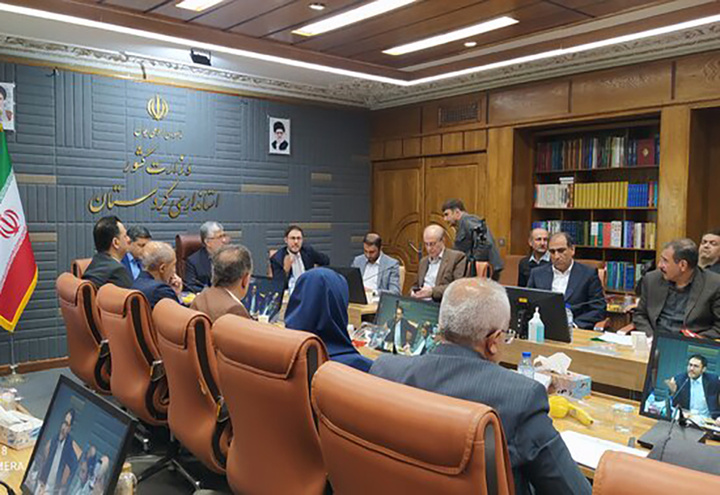 مسئولان کردستان بر مهار گرانی و جلوگیری از تخلفات اقتصادی نظارت بیشتری داشته باشند