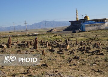 باباگُرگُر؛ پدیده شگفت انگیز تاریخ و طبیعت قروه/محسن صالحی