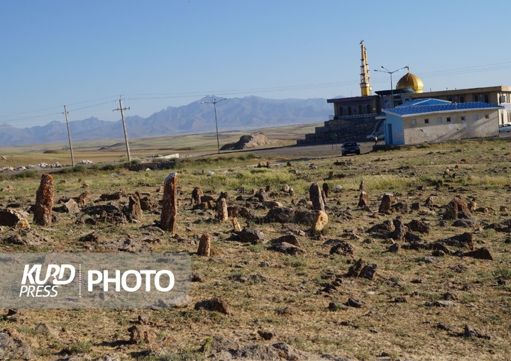 تشکیل کارزار درخواست احیای باباگرگر در قروه