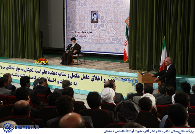 بازخوانی سفر ۸ روزه رهبر انقلاب به کردستان در ۲۲ اردیبهشت ۸۸