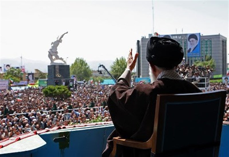 بازخوانی سفر ۸ روزه رهبر انقلاب به کردستان در ۲۲ اردیبهشت ۸۸