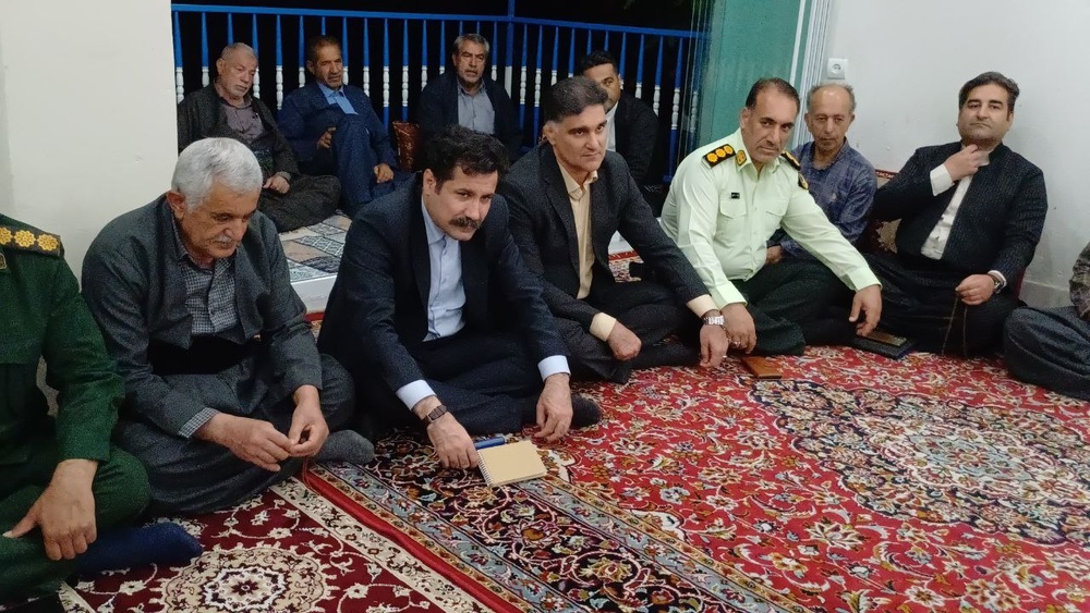 صنایع دستی منطقه اورامانات می تواند در بازار جهانی عرضه شود