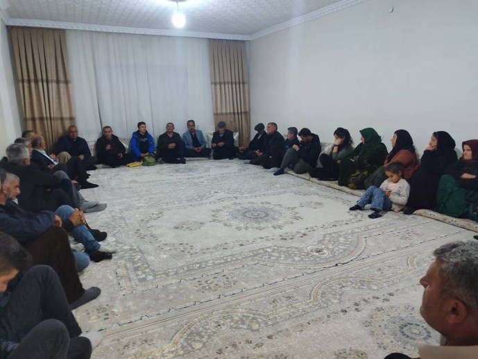 بازتاب فراخوان اوجالان در یوکسک اوا؛ دیدار با مردم ۷۲ روستا در حکاری + تصاویر