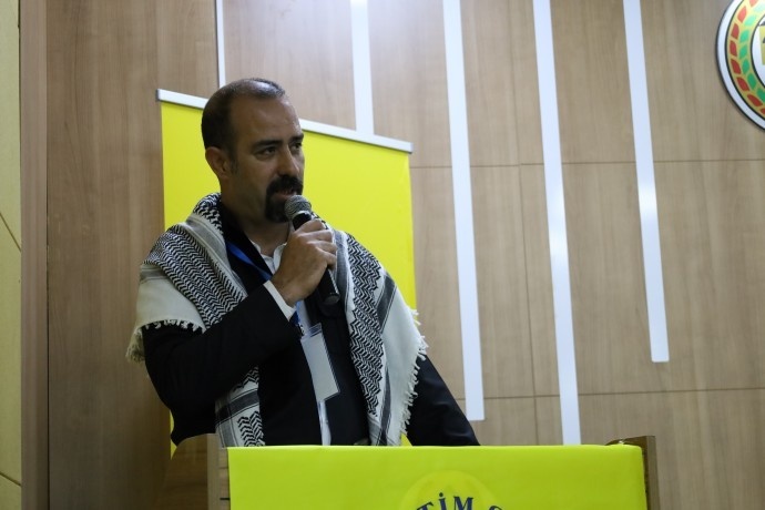 نخستین روز از سمپوزیوم زبان کردی؛ سایه سنگین بیتوجهی به زبان مادری