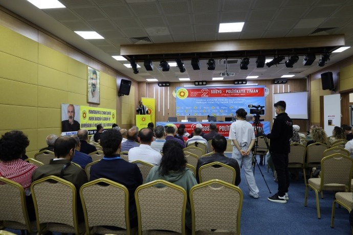 نخستین روز از سمپوزیوم زبان کردی؛ سایه سنگین بیتوجهی به زبان مادری